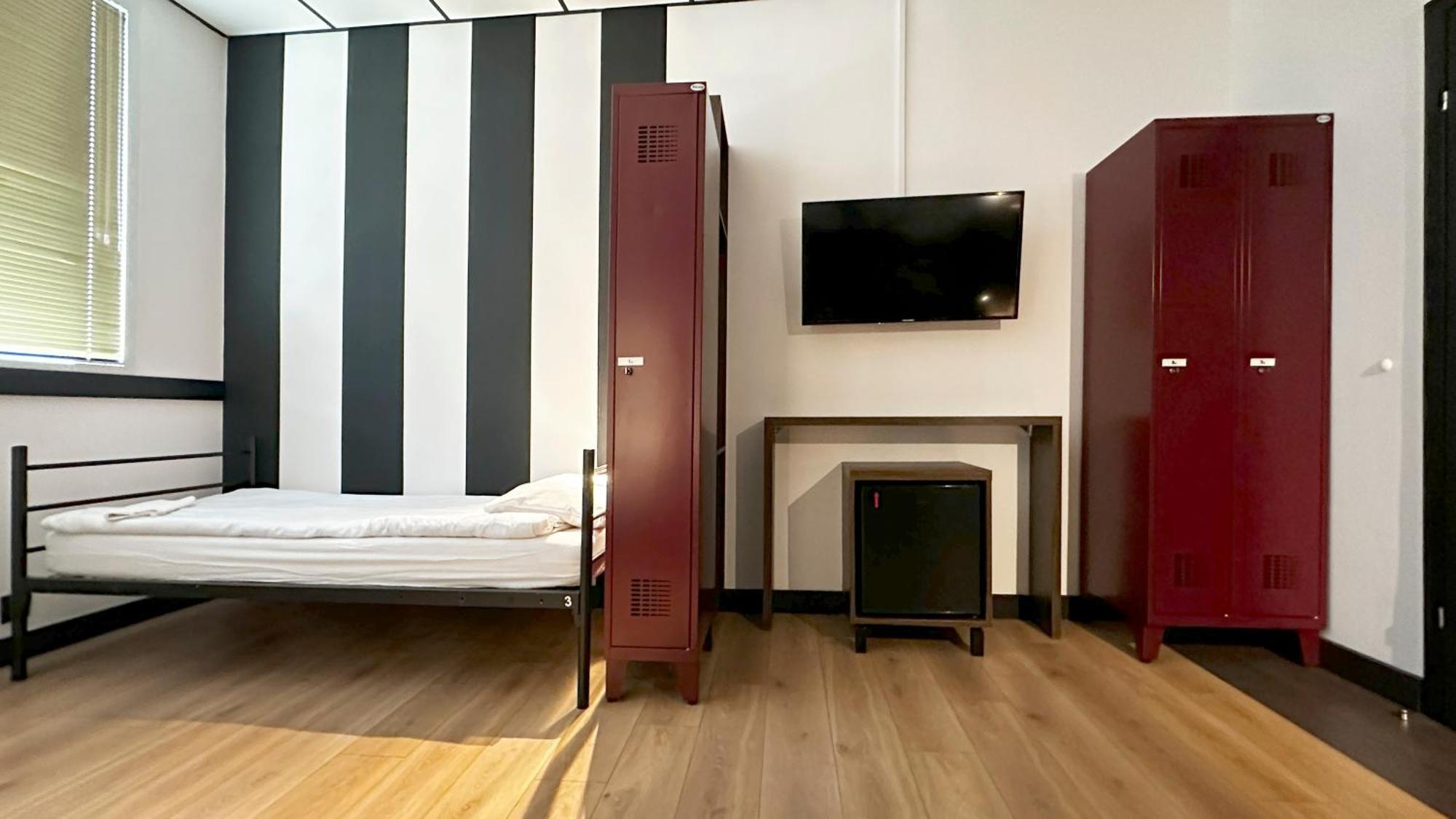 Vola Hostel Warsaw Ngoại thất bức ảnh