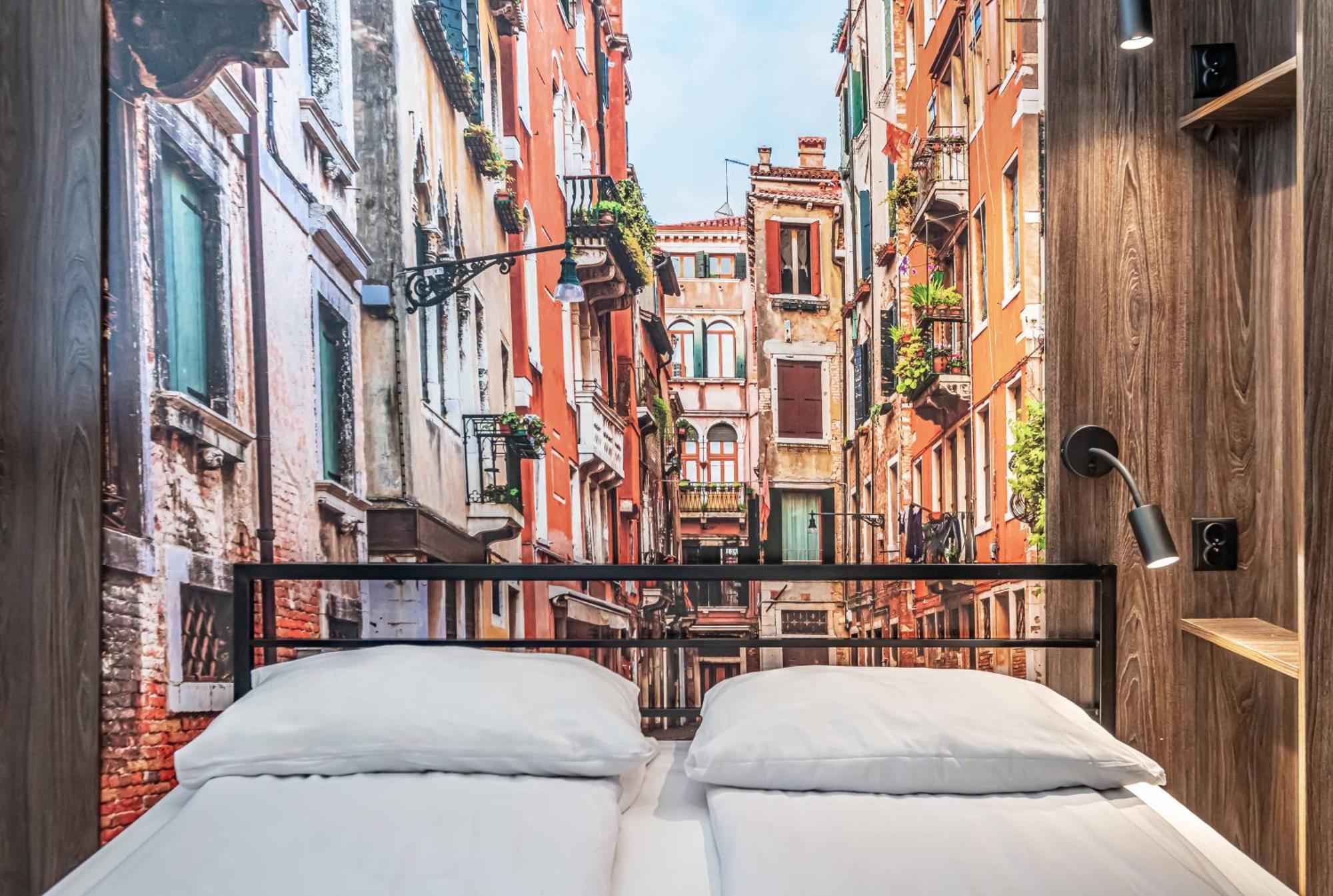 Vola Hostel Warsaw Ngoại thất bức ảnh