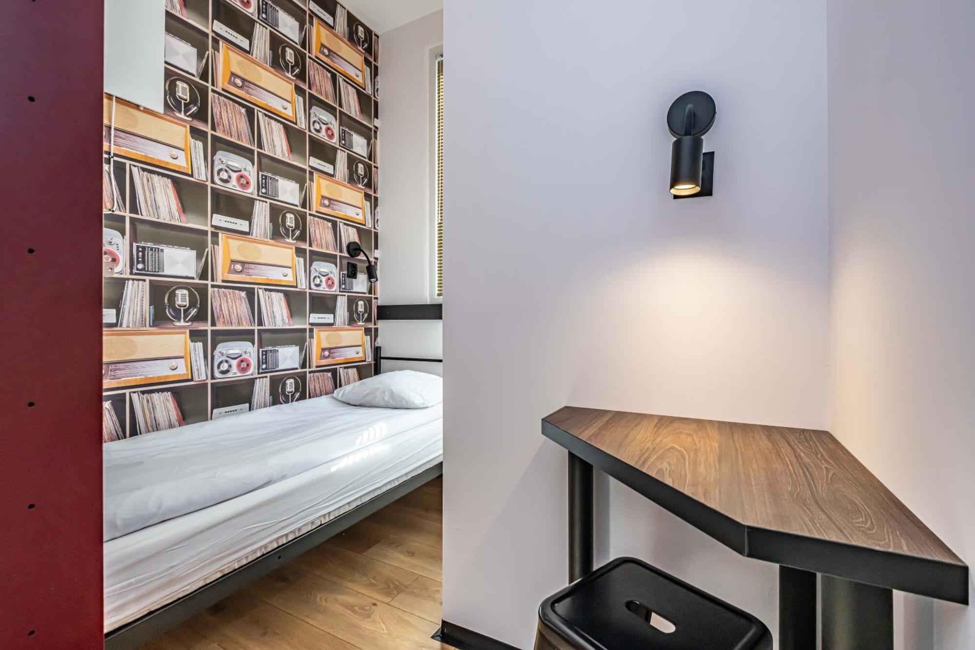 Vola Hostel Warsaw Ngoại thất bức ảnh