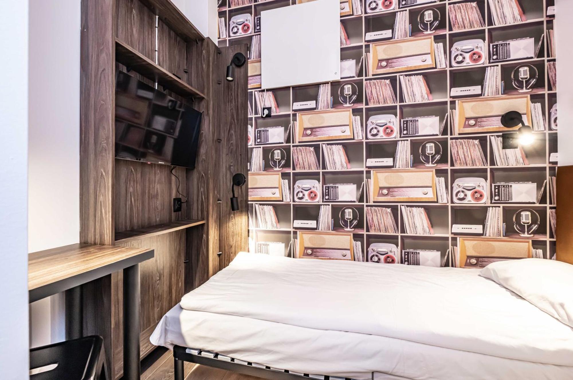 Vola Hostel Warsaw Ngoại thất bức ảnh