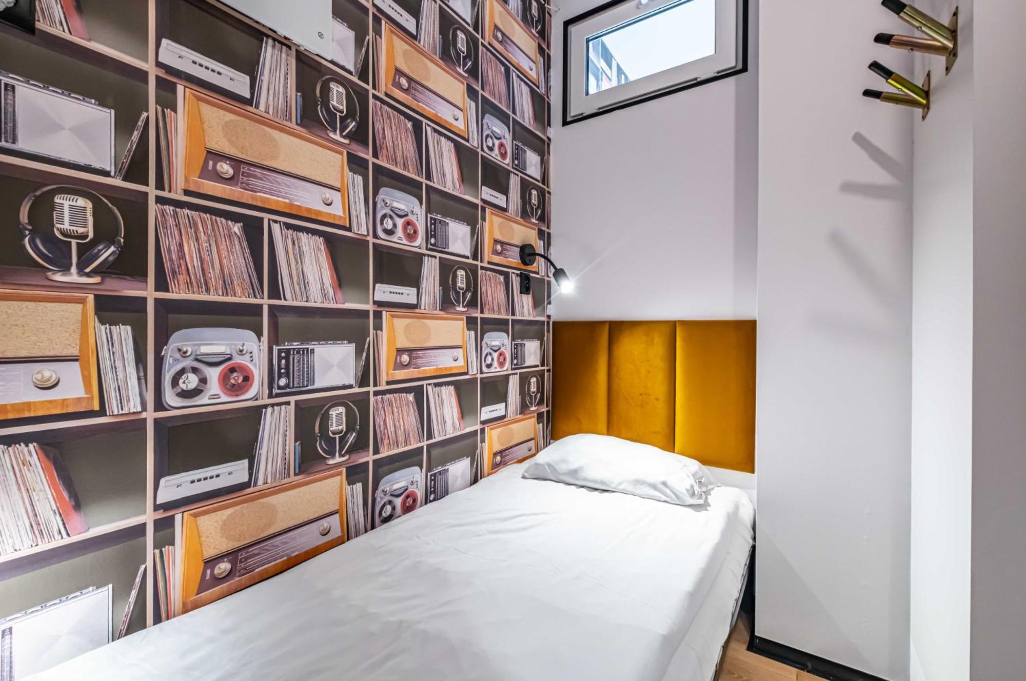 Vola Hostel Warsaw Ngoại thất bức ảnh