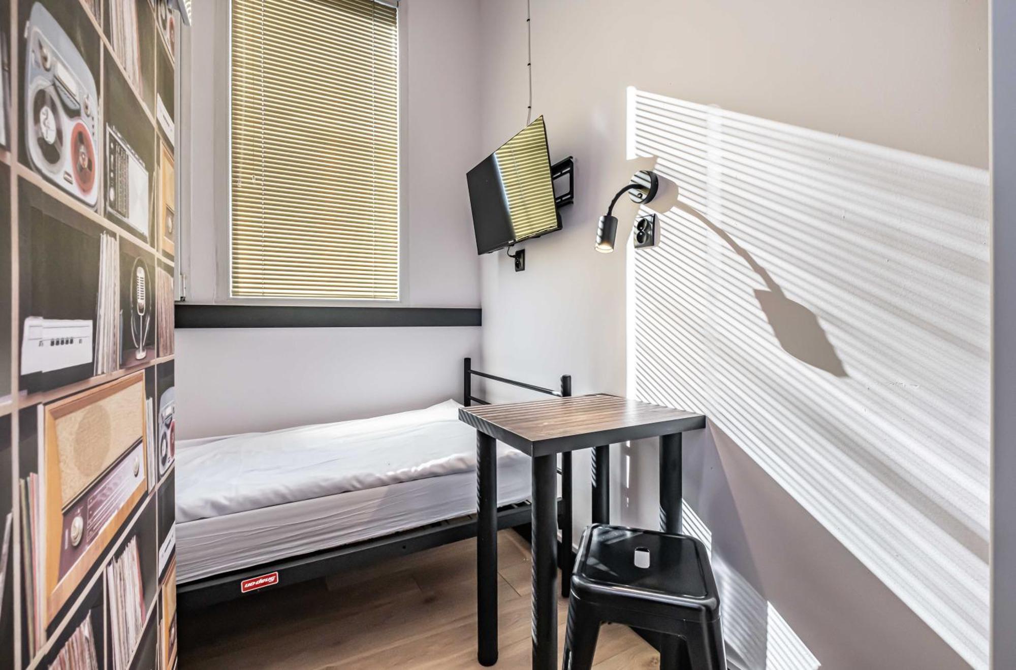 Vola Hostel Warsaw Ngoại thất bức ảnh