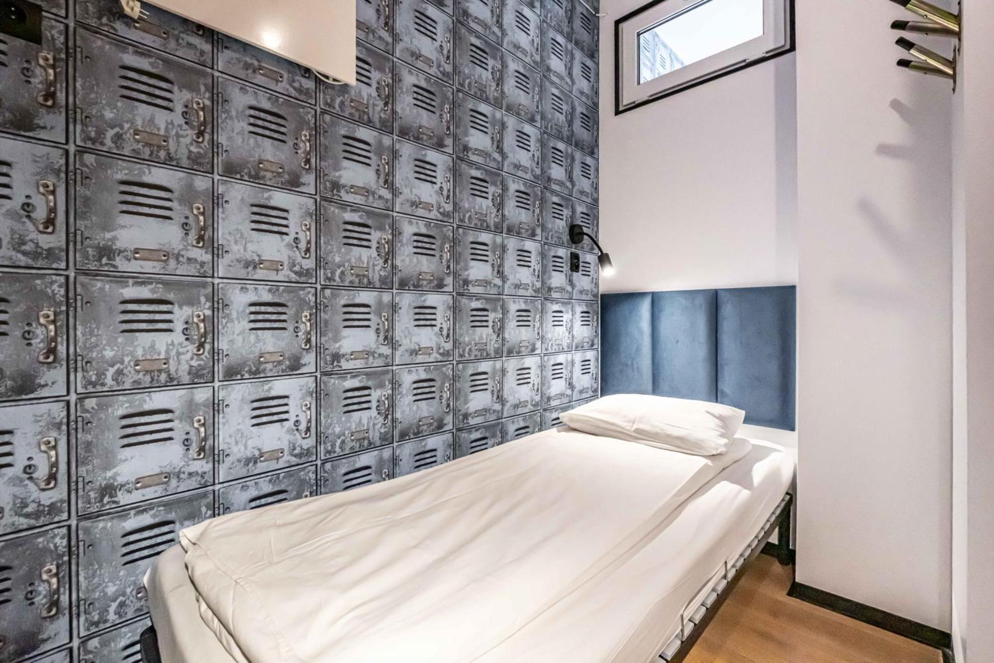 Vola Hostel Warsaw Ngoại thất bức ảnh